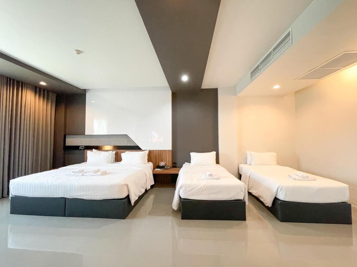 9D Sport Hotel Udon Thani Esterno foto