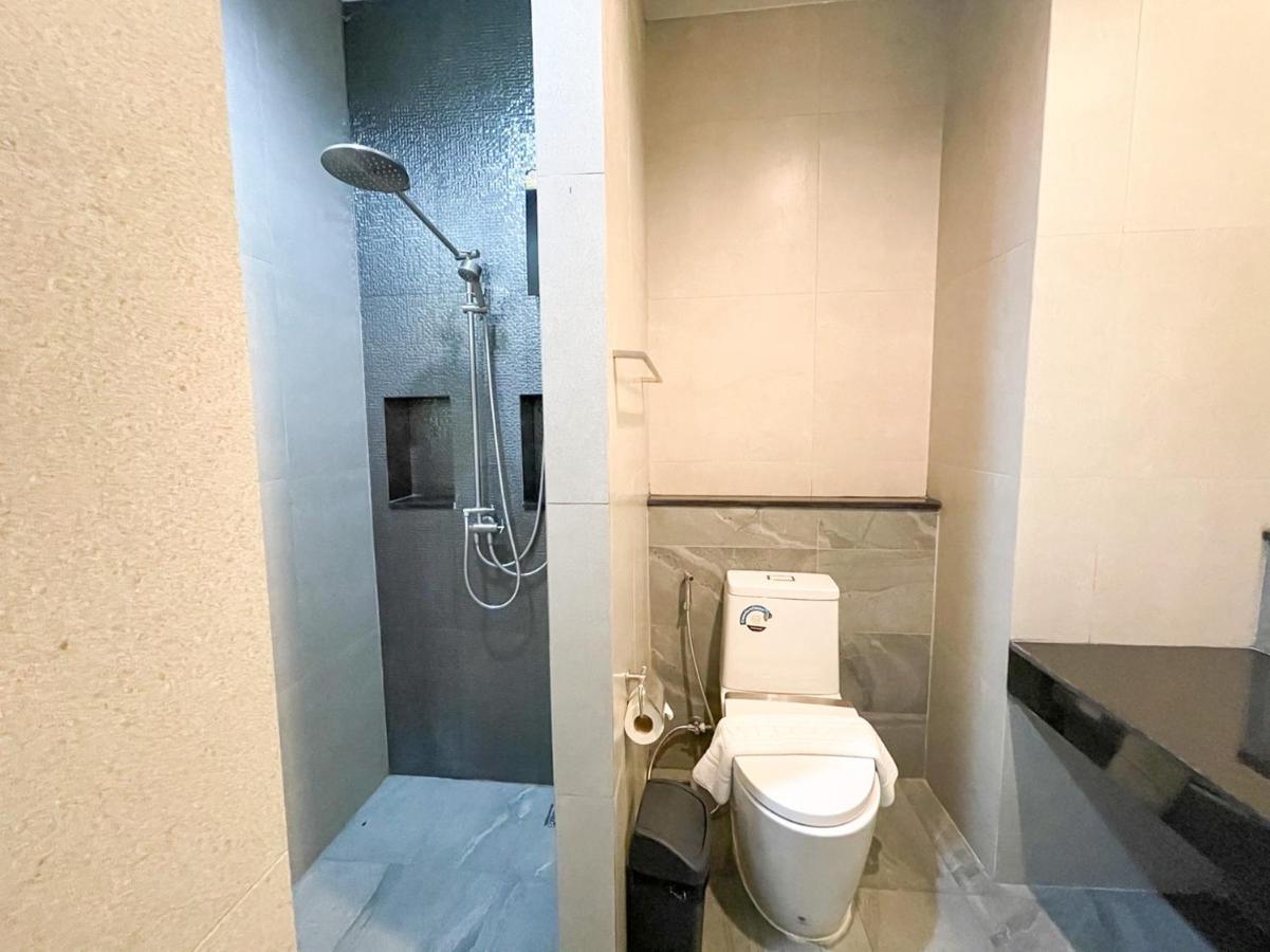 9D Sport Hotel Udon Thani Esterno foto