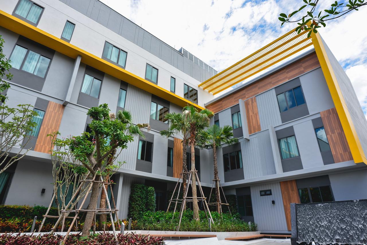 9D Sport Hotel Udon Thani Esterno foto