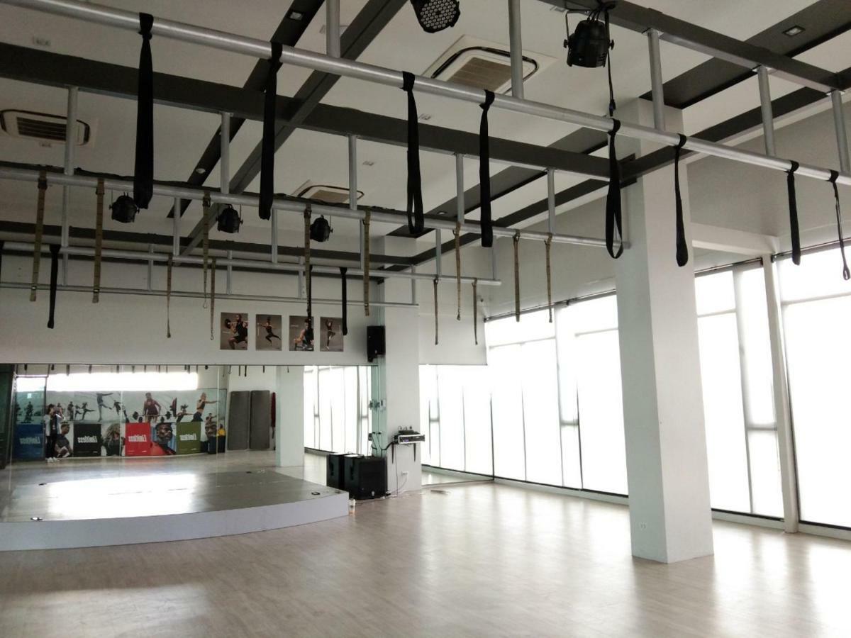 9D Sport Hotel Udon Thani Esterno foto